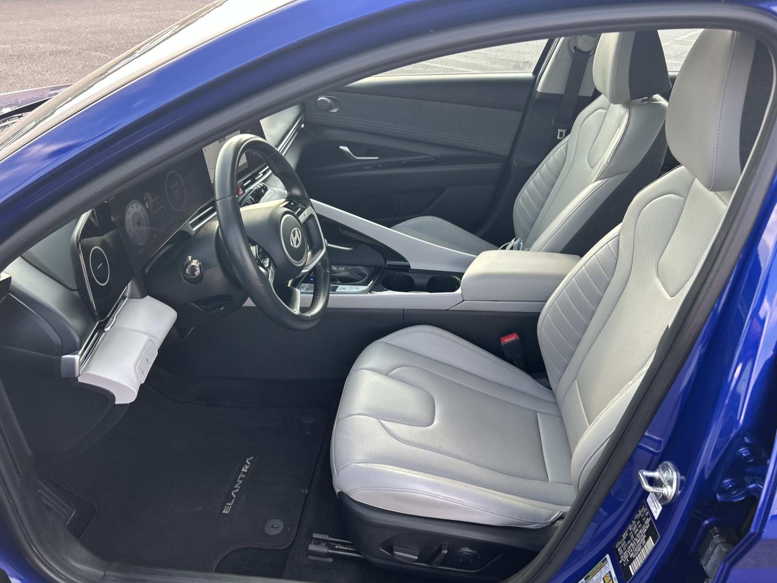 Used 2025 Hyundai Elantra Sedan