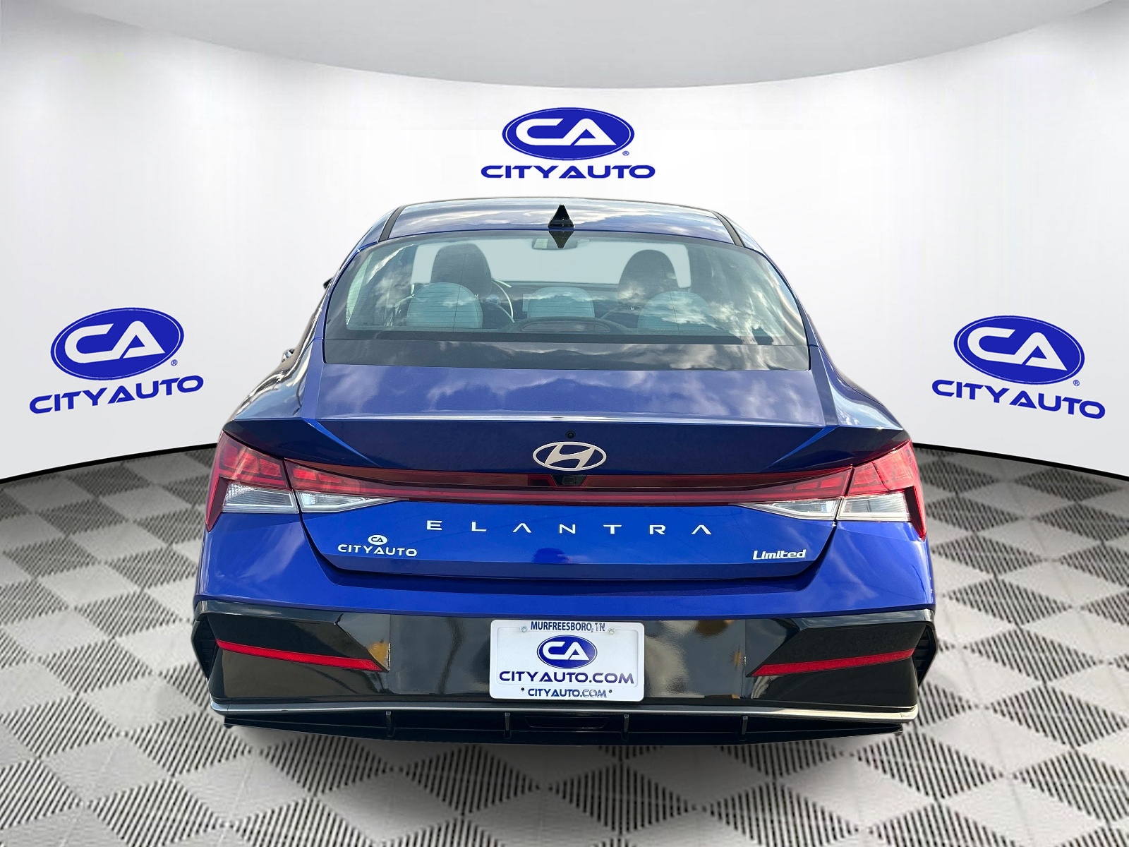 Used 2025 Hyundai Elantra Sedan
