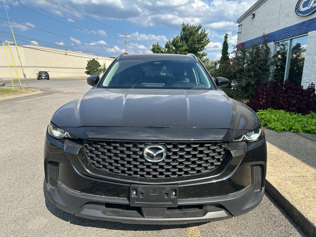 Vehicle photo 9