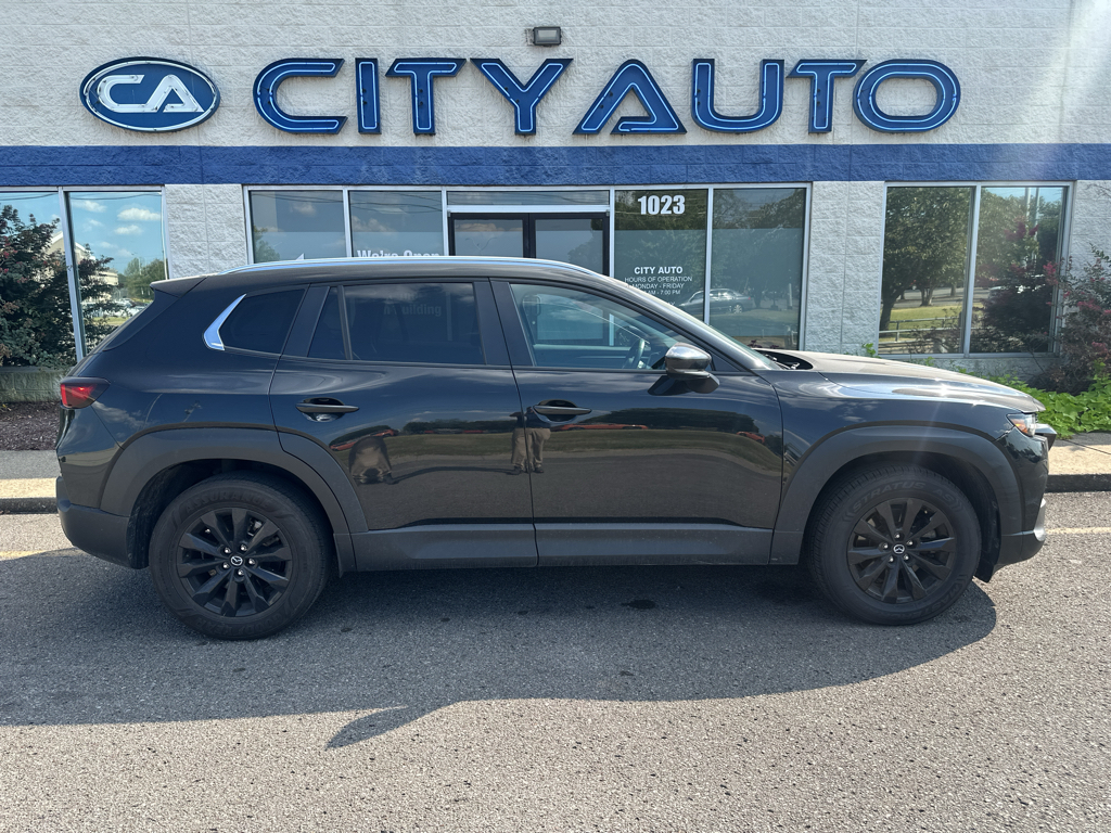 Vehicle photo 3