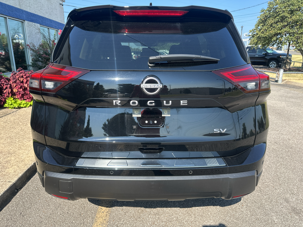 Vehicle photo 5