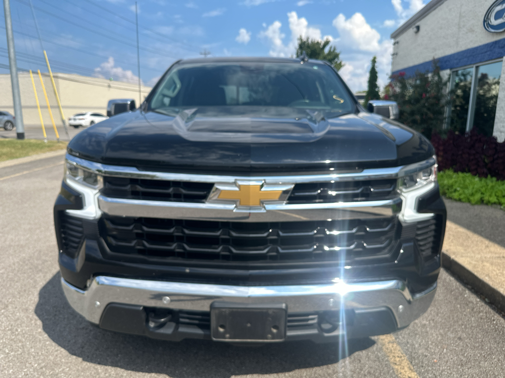 Vehicle photo 9