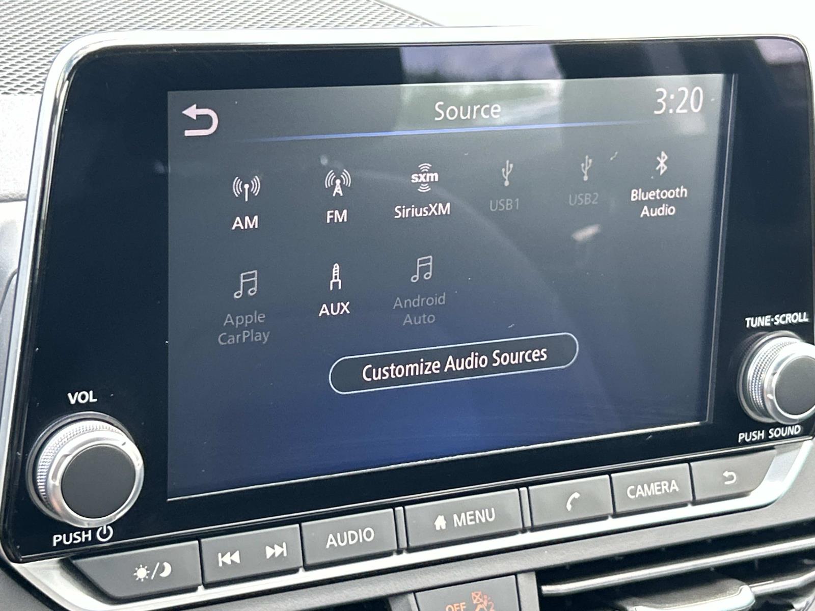 Vehicle photo 28