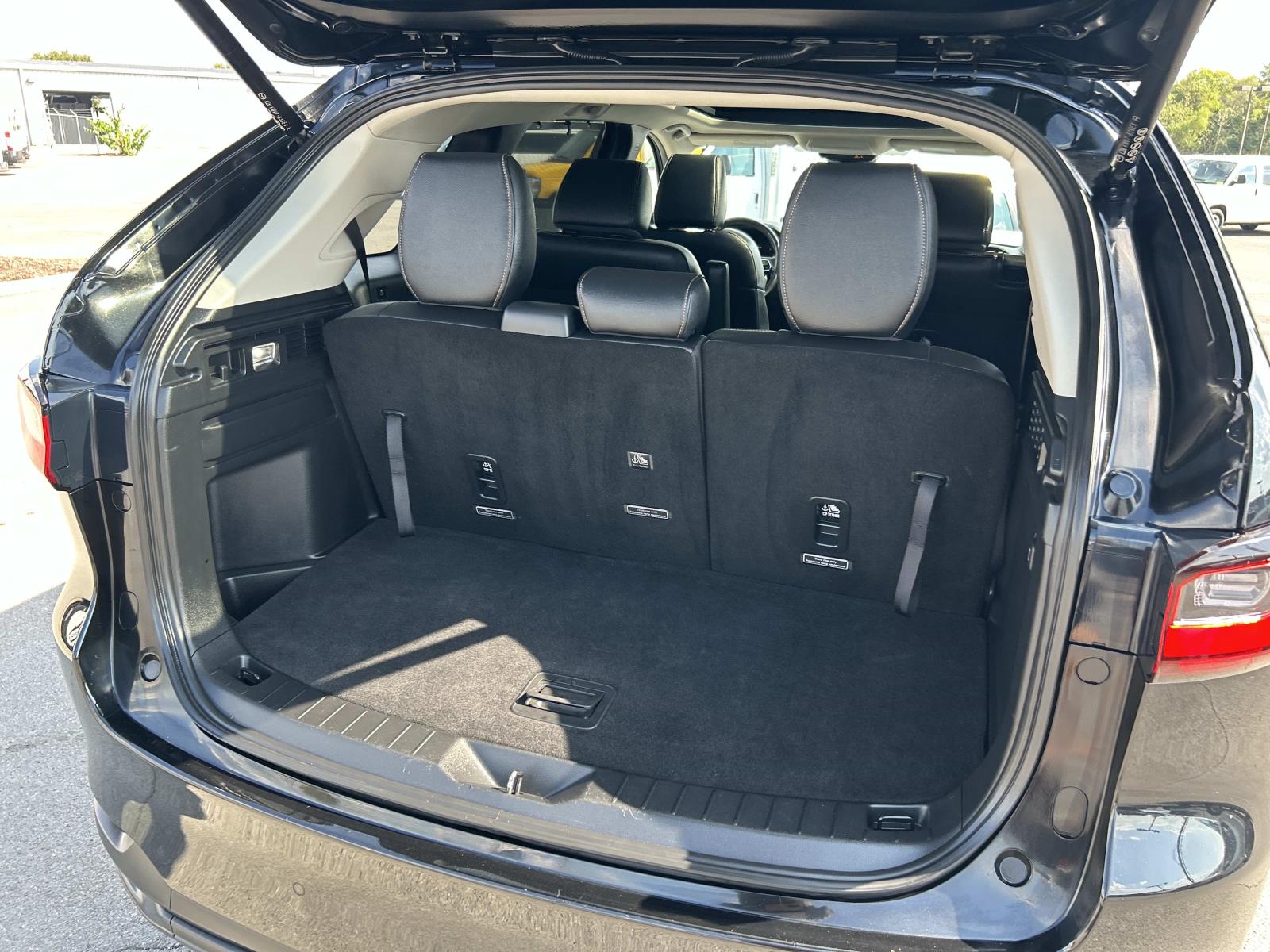 Used 2025 Mazda CX-90 SUV