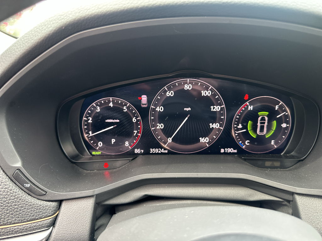 Vehicle photo 27