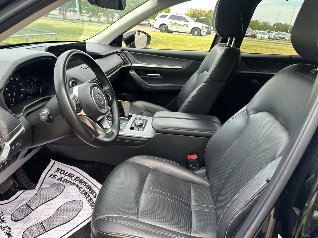 Vehicle photo 20