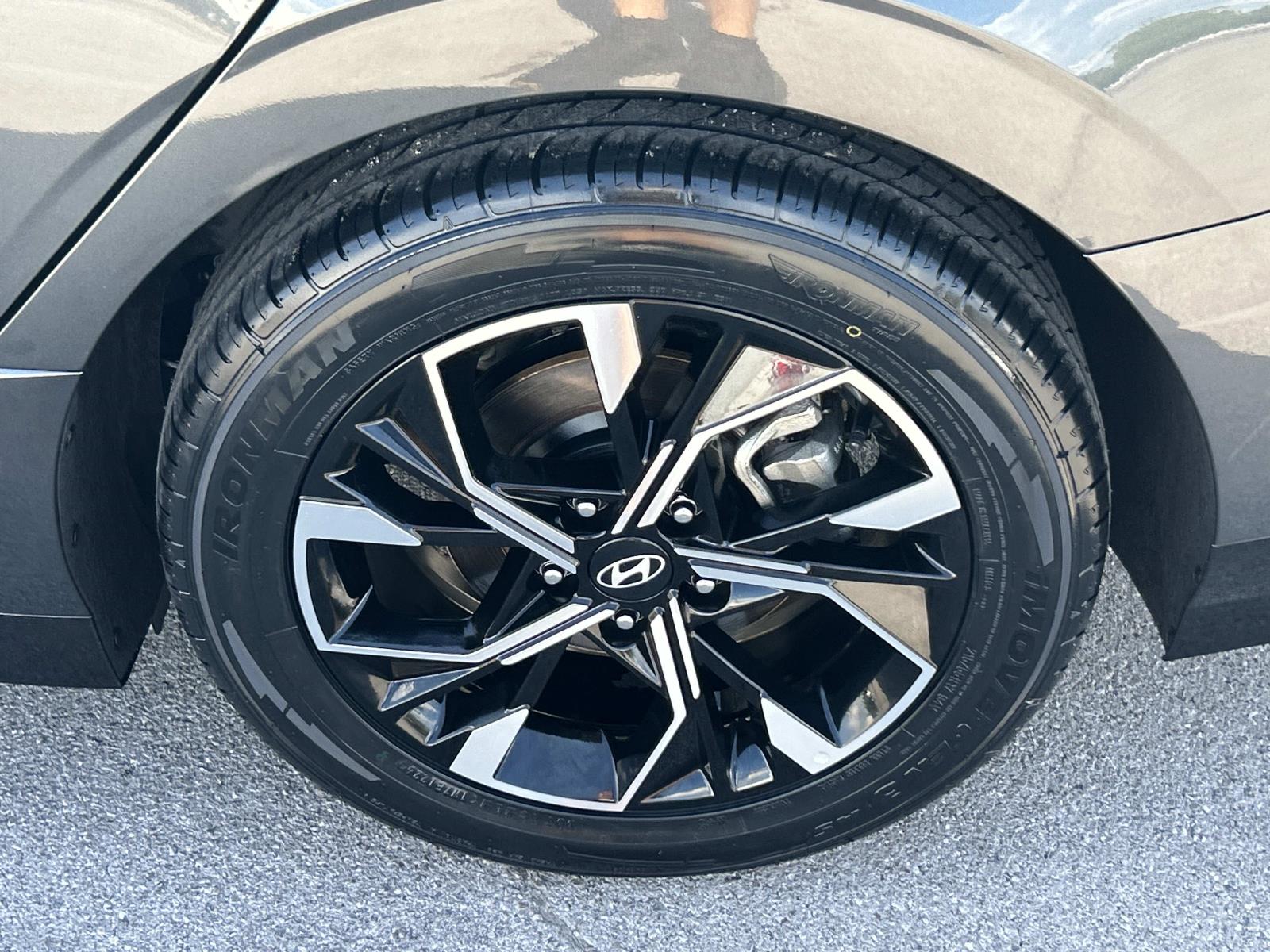 Used 2025 Hyundai Sonata Sedan