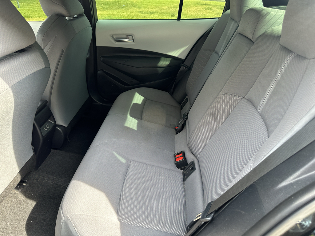 Vehicle photo 15