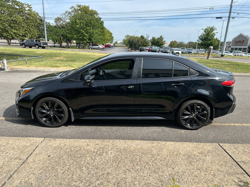 Vehicle photo 7