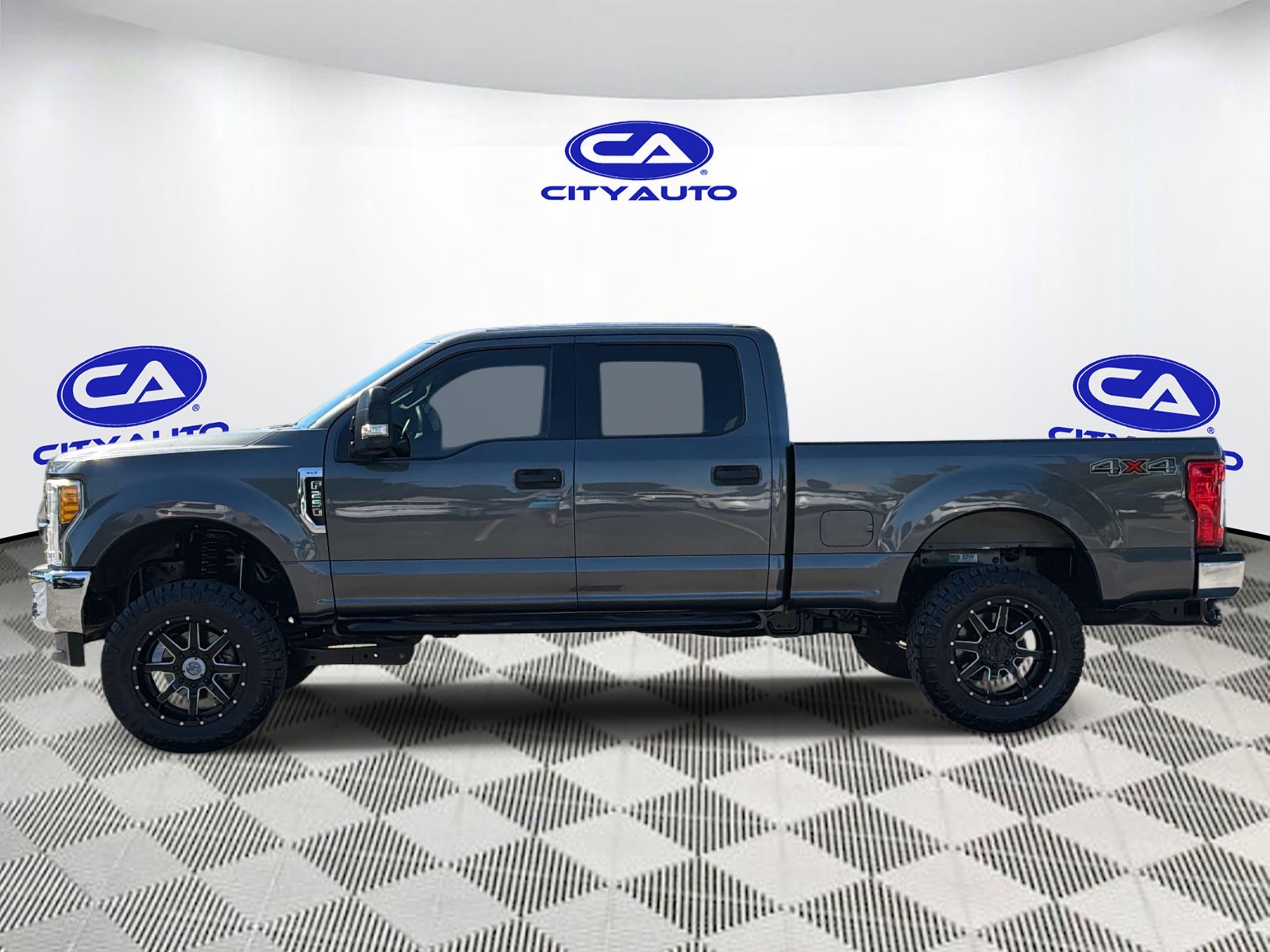 Used 2017 Ford F-250 Super Duty Truck