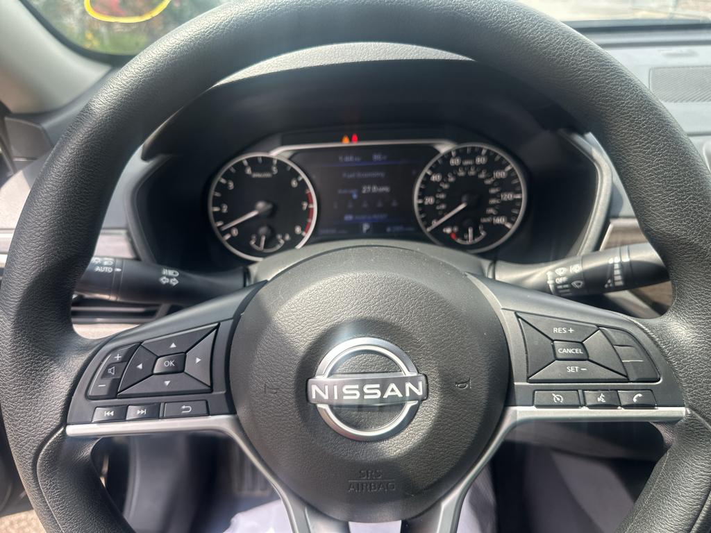 Vehicle photo 22