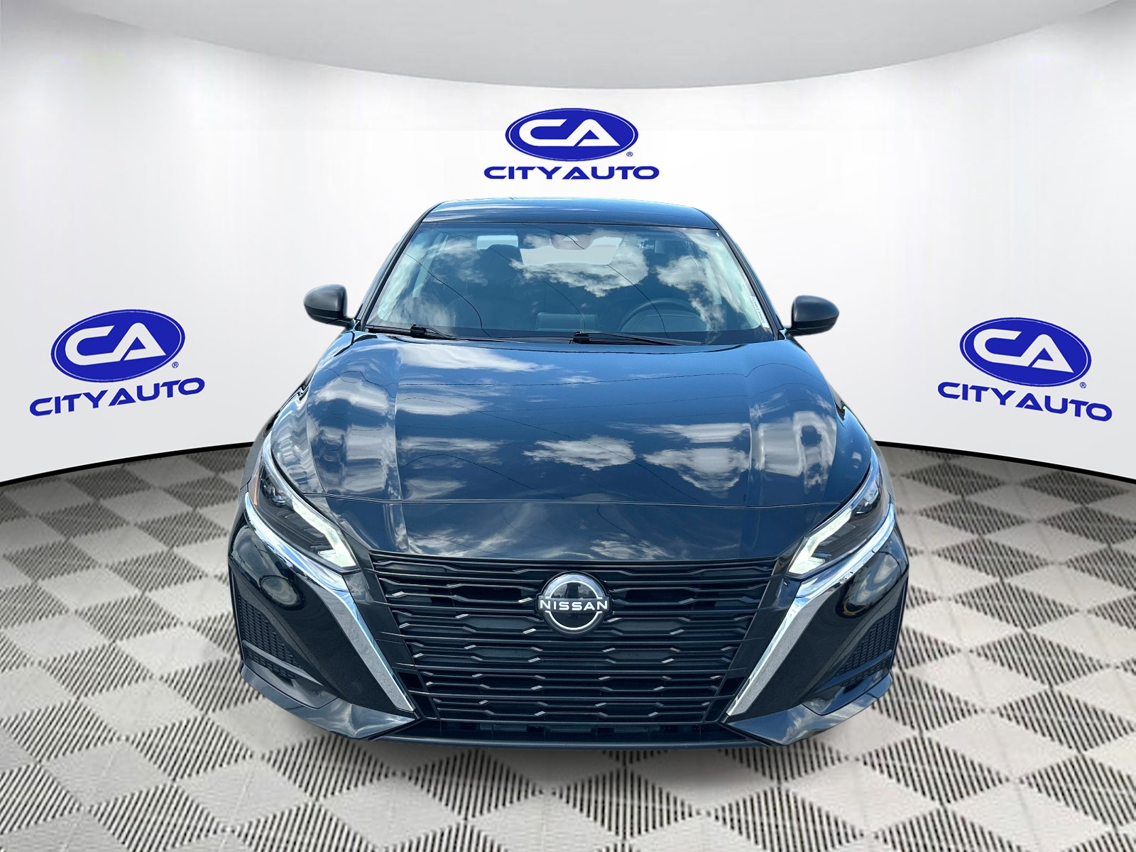 Used 2025 Nissan Altima Sedan