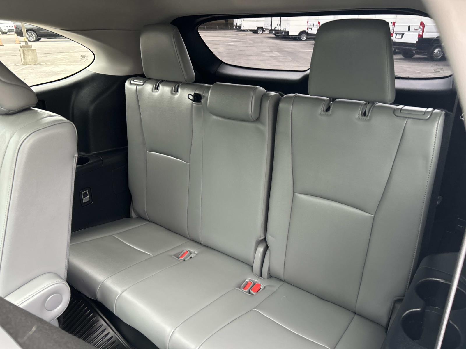 Used 2023 Toyota Highlander SUV