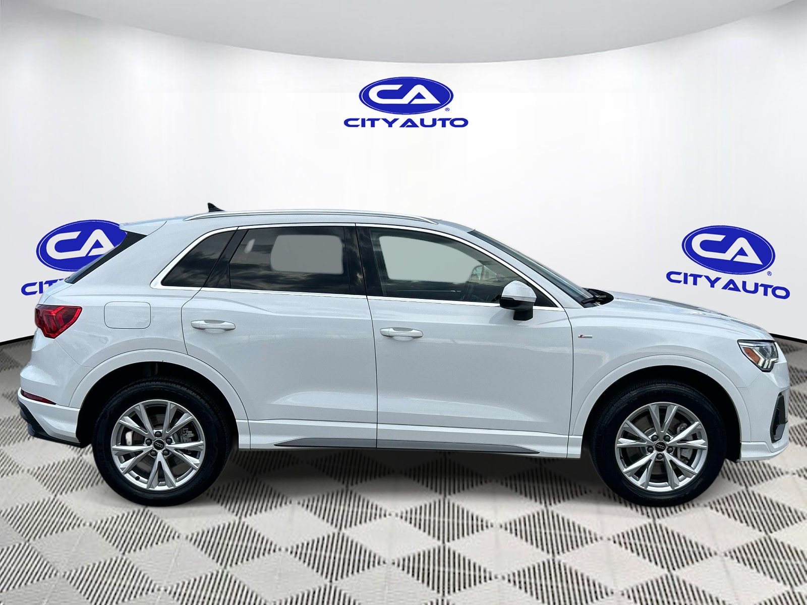 Used 2025 Audi Q3 SUV