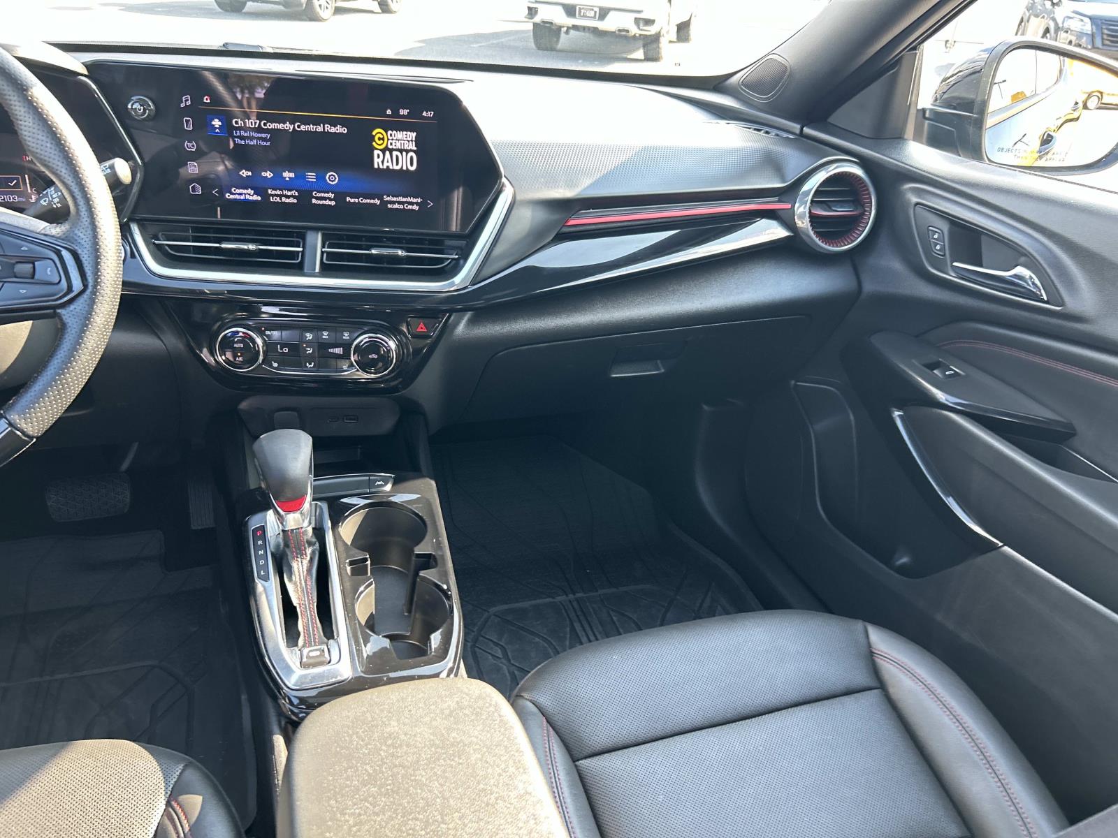 Used 2025 Chevrolet Trax SUV
