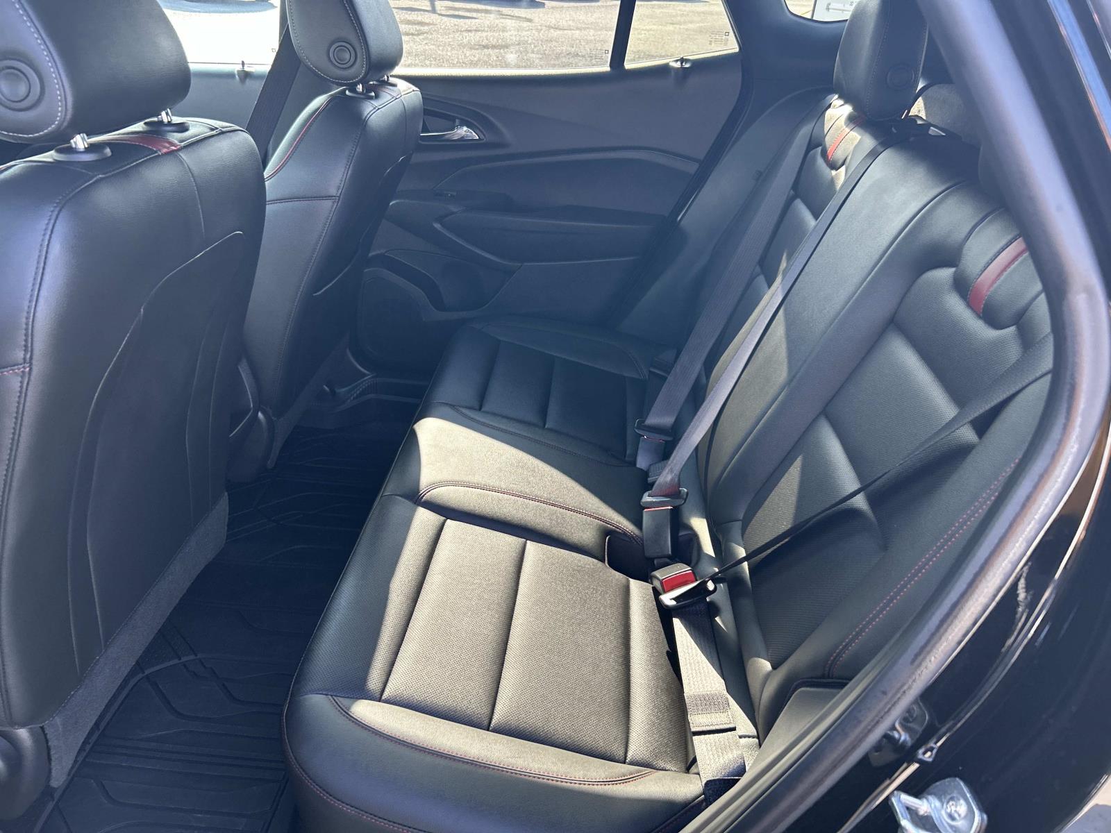 Used 2025 Chevrolet Trax SUV
