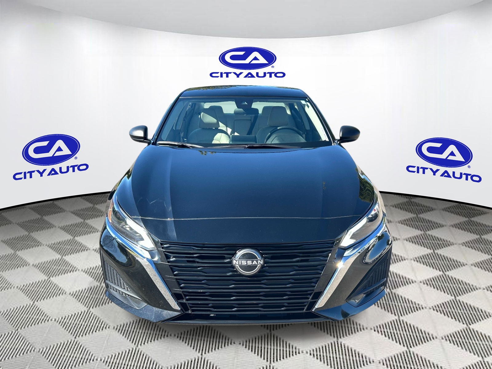 Used 2024 Nissan Altima Sedan