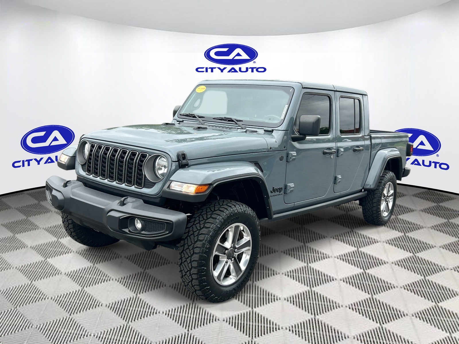 Used 2025 Jeep Gladiator Truck