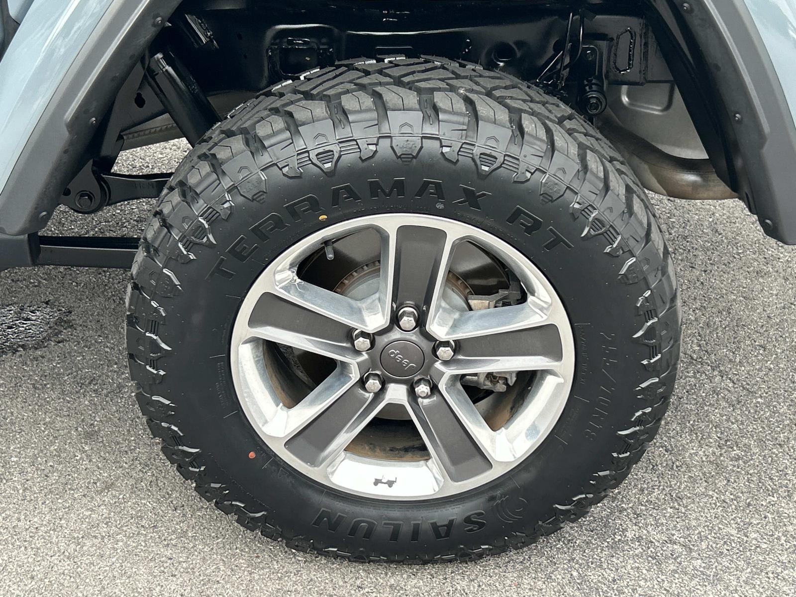 Used 2025 Jeep Gladiator Truck