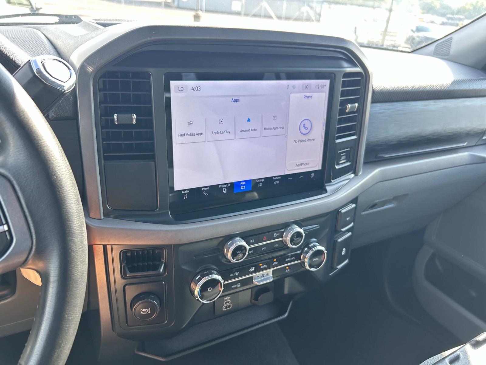 Vehicle photo 31