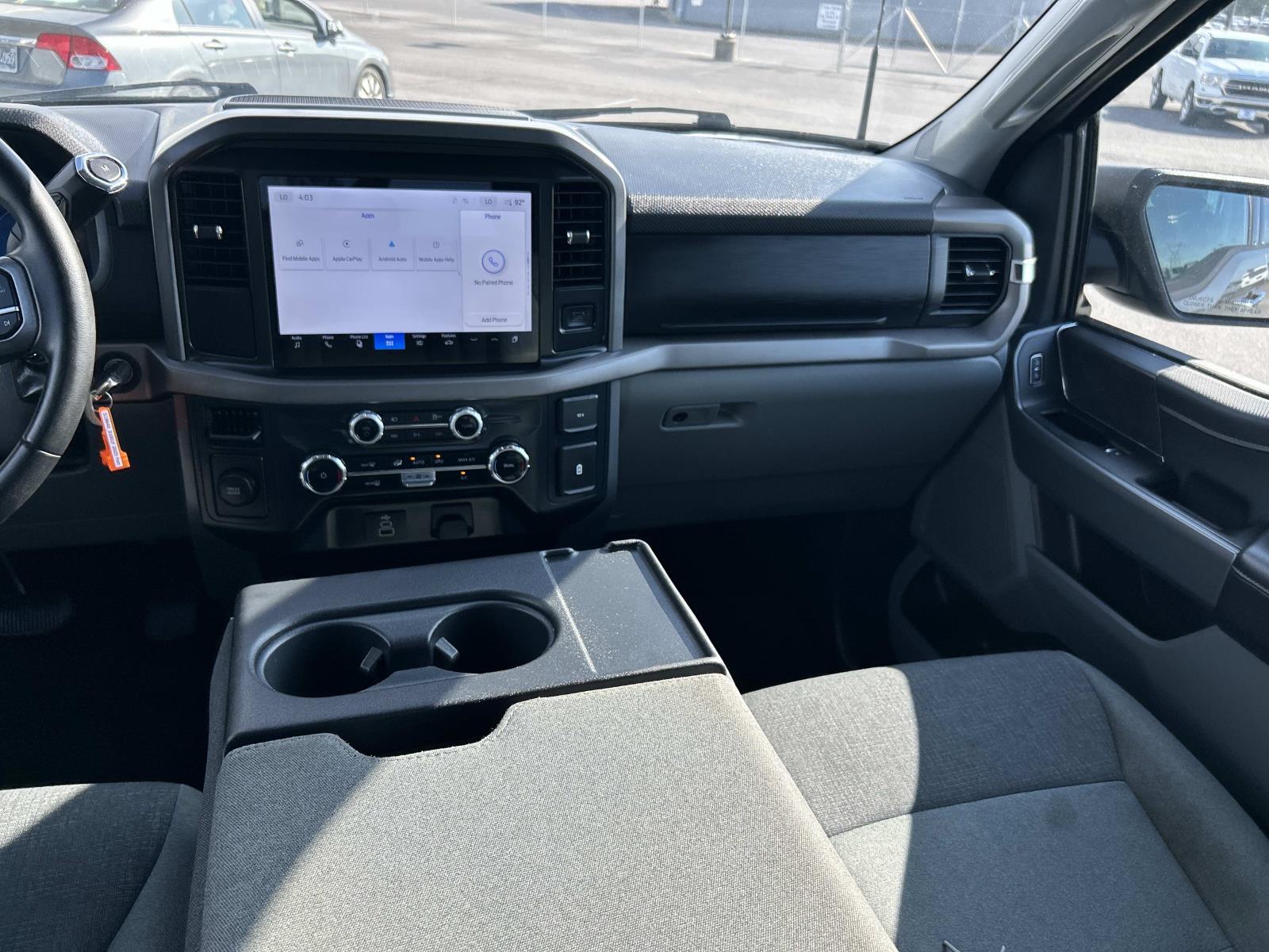 Vehicle photo 26