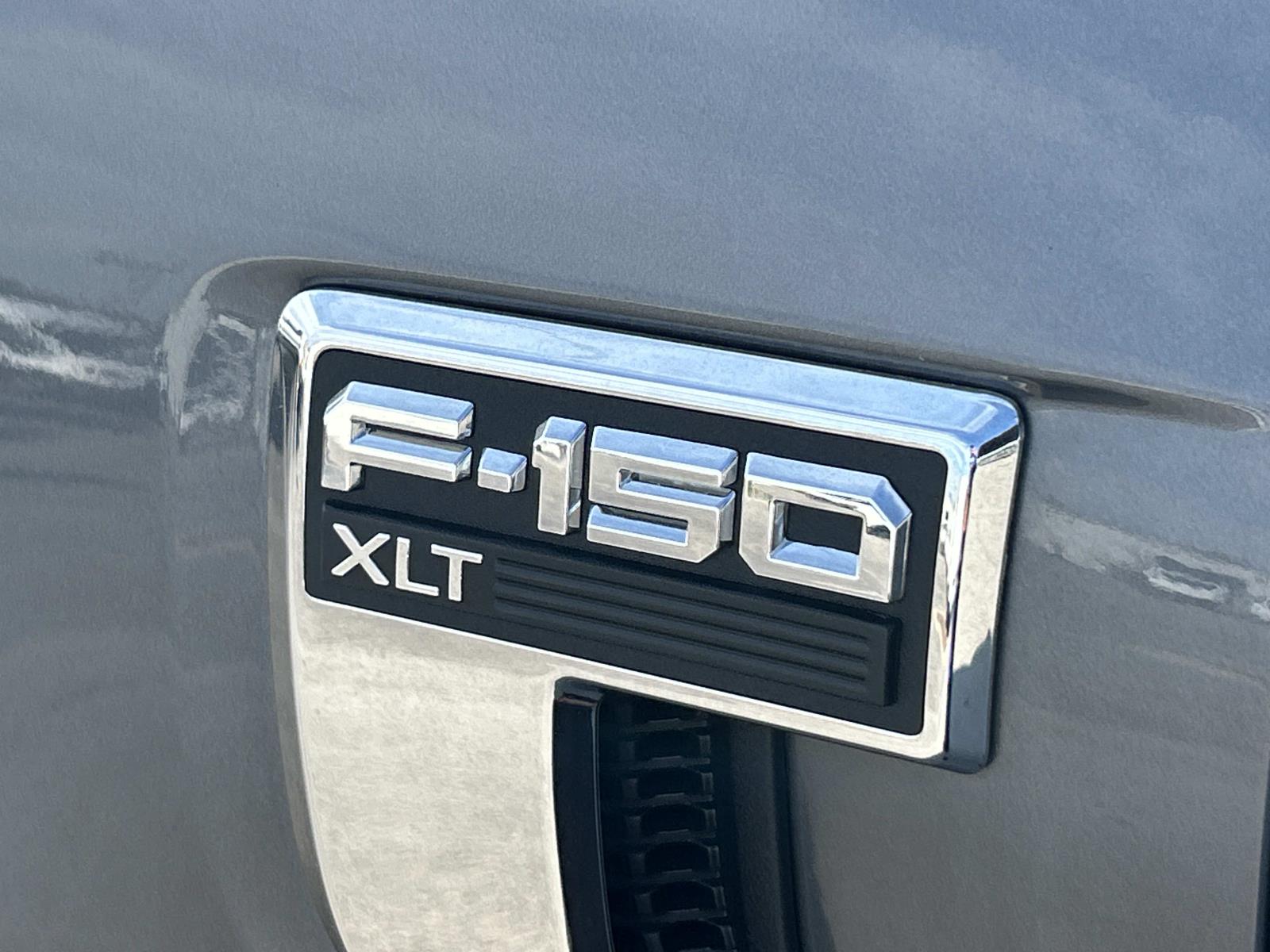 Vehicle photo 22