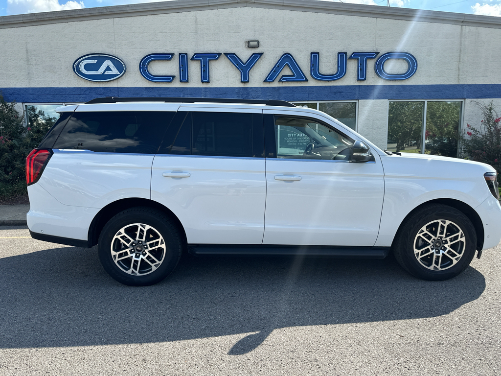 Used 2025 Ford Expedition SUV