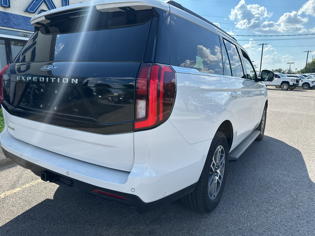 Used 2025 Ford Expedition SUV