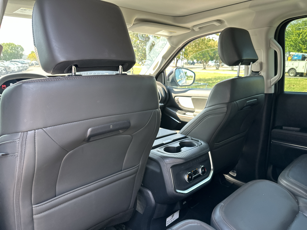 Used 2025 Ford Expedition SUV