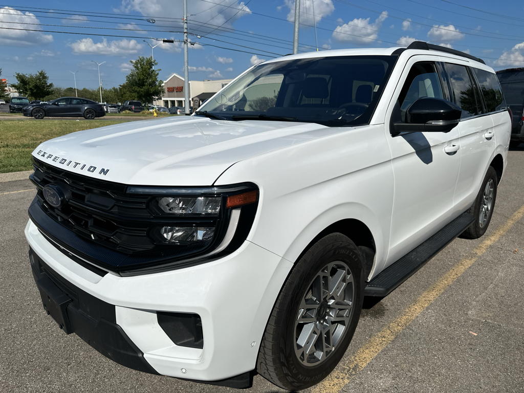 Used 2025 Ford Expedition SUV