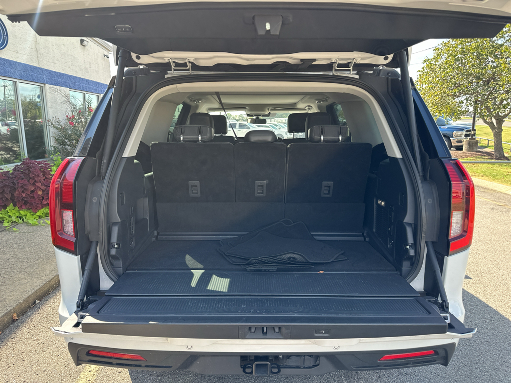 Used 2025 Ford Expedition SUV