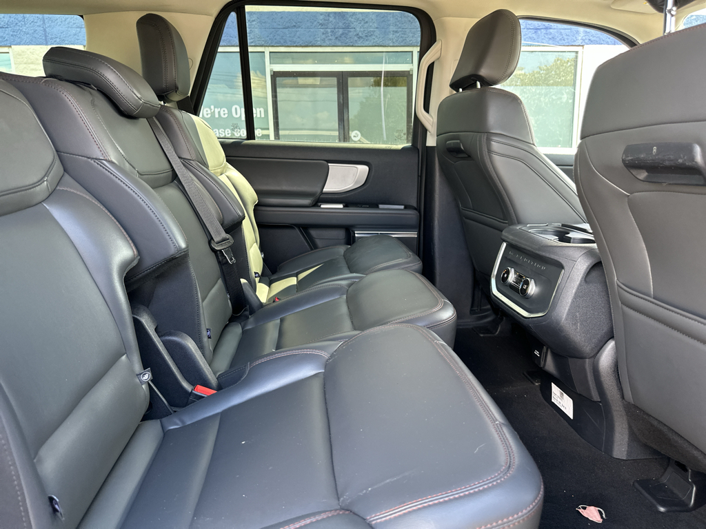 Used 2025 Ford Expedition SUV