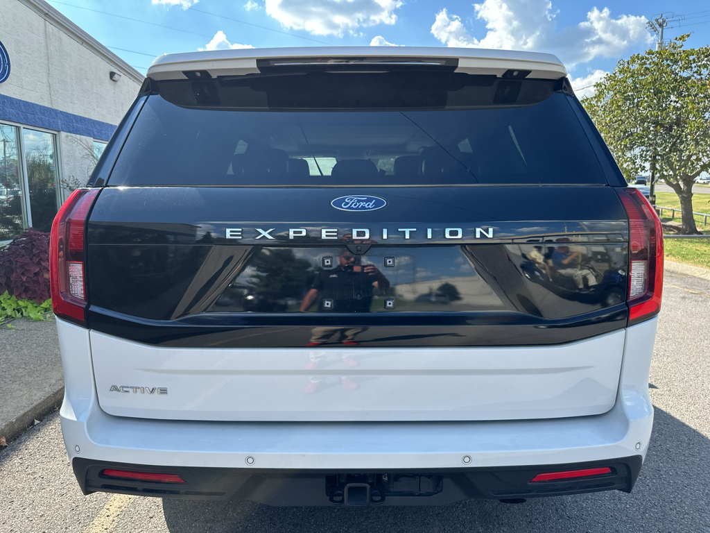 Used 2025 Ford Expedition SUV