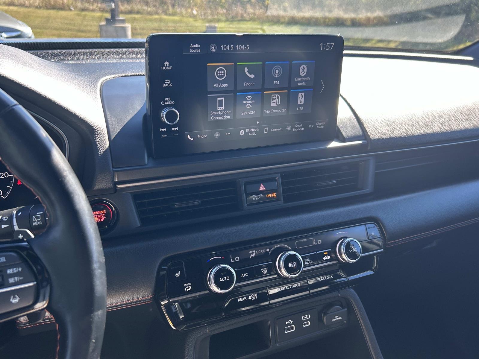 Vehicle photo 34