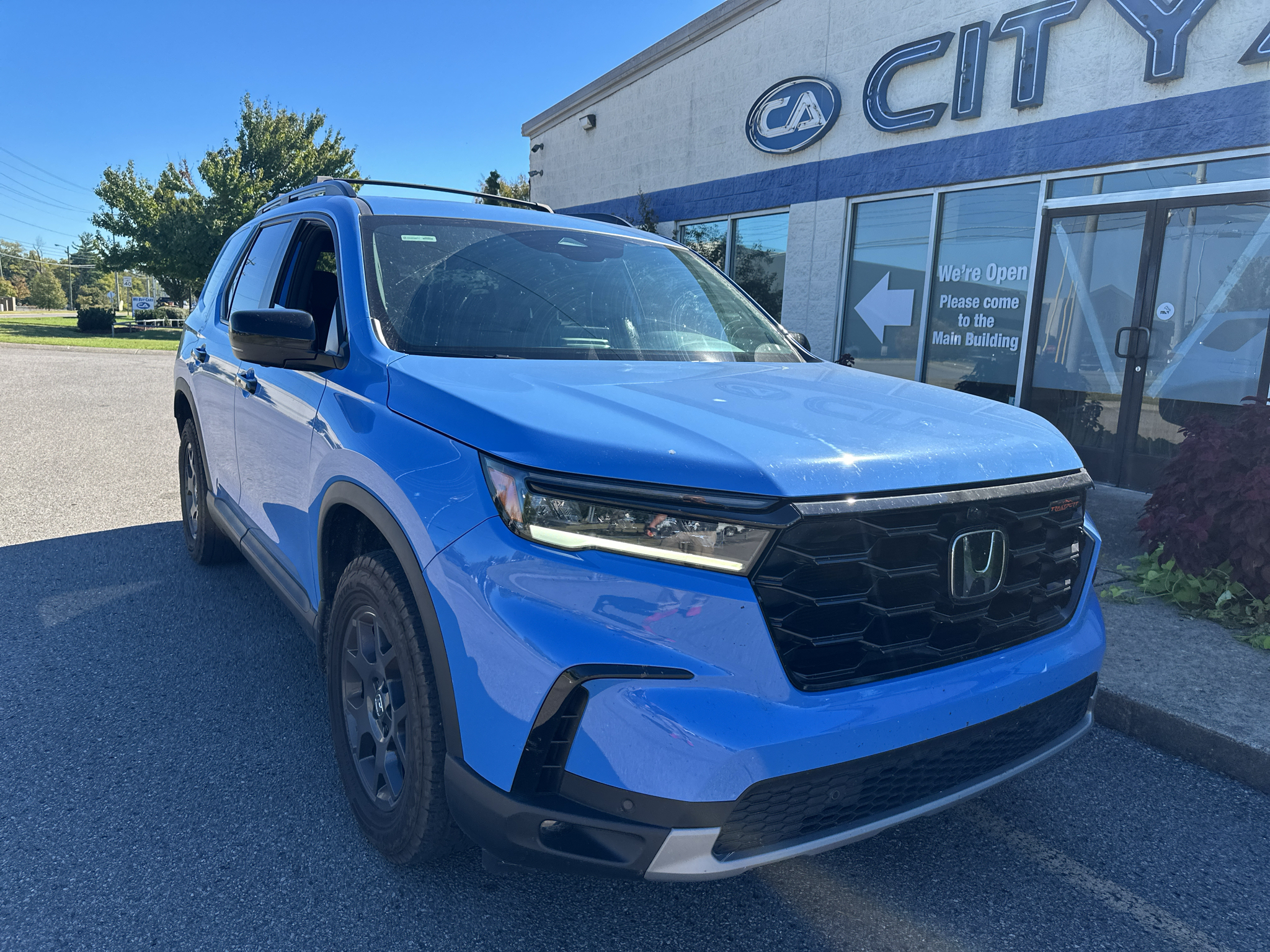 Used 2025 Honda Pilot SUV