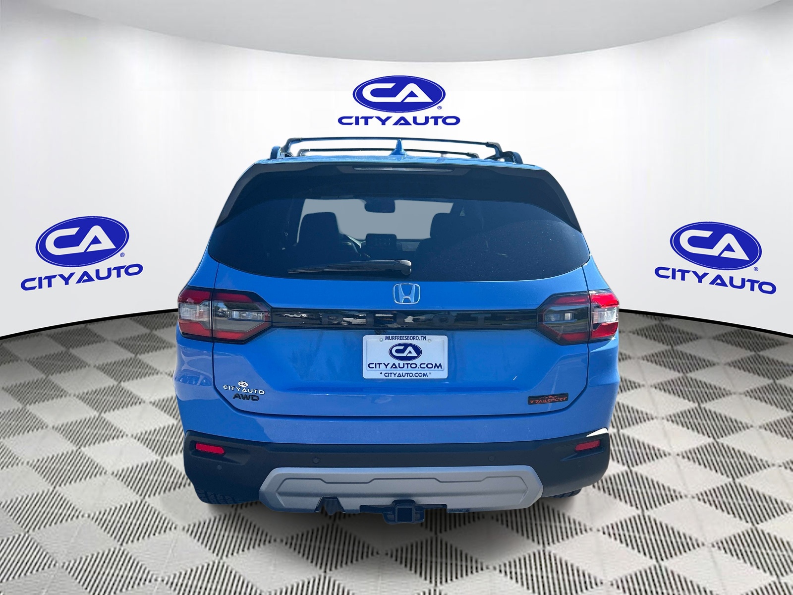 Vehicle photo 4