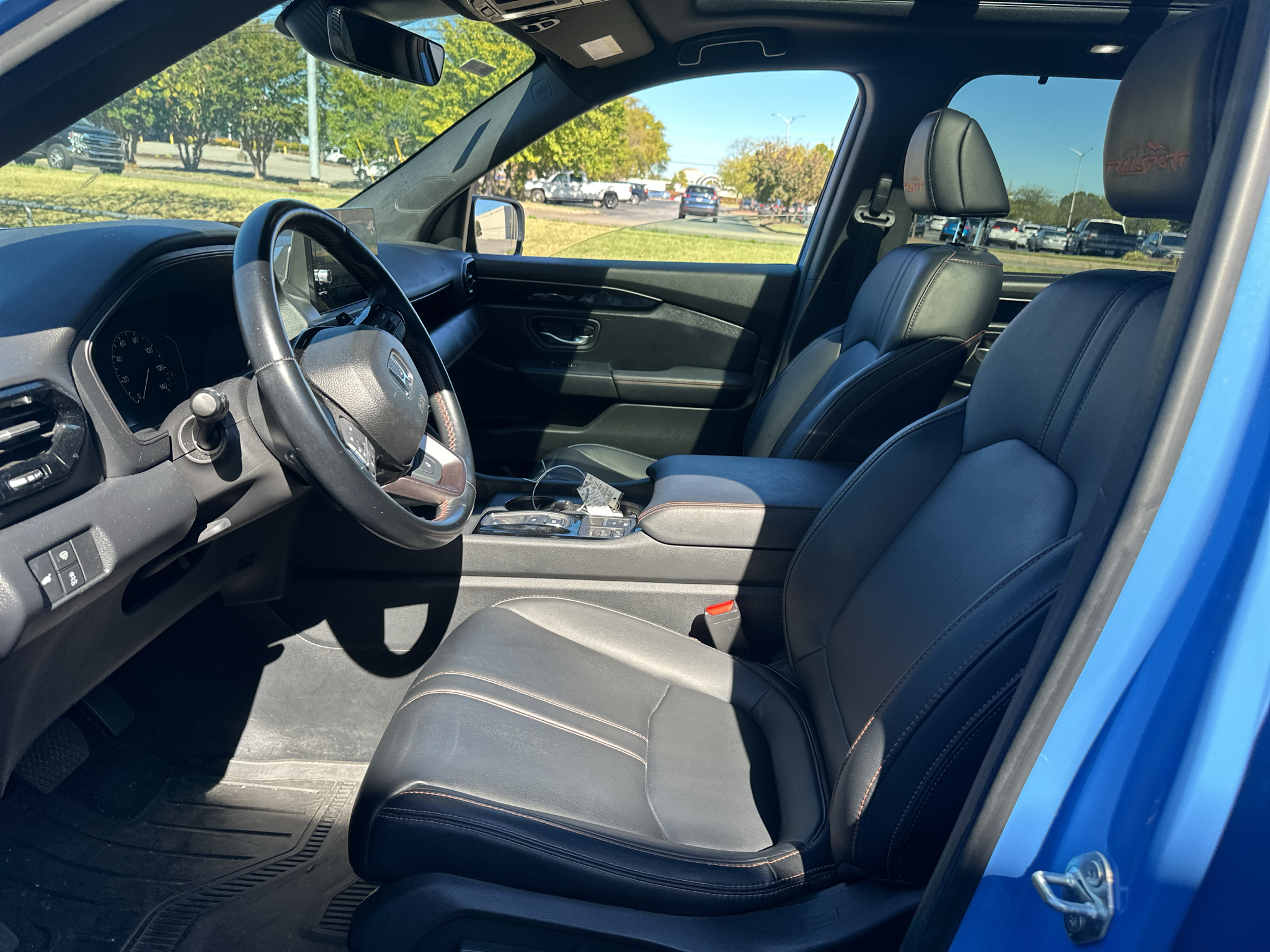 Used 2025 Honda Pilot SUV