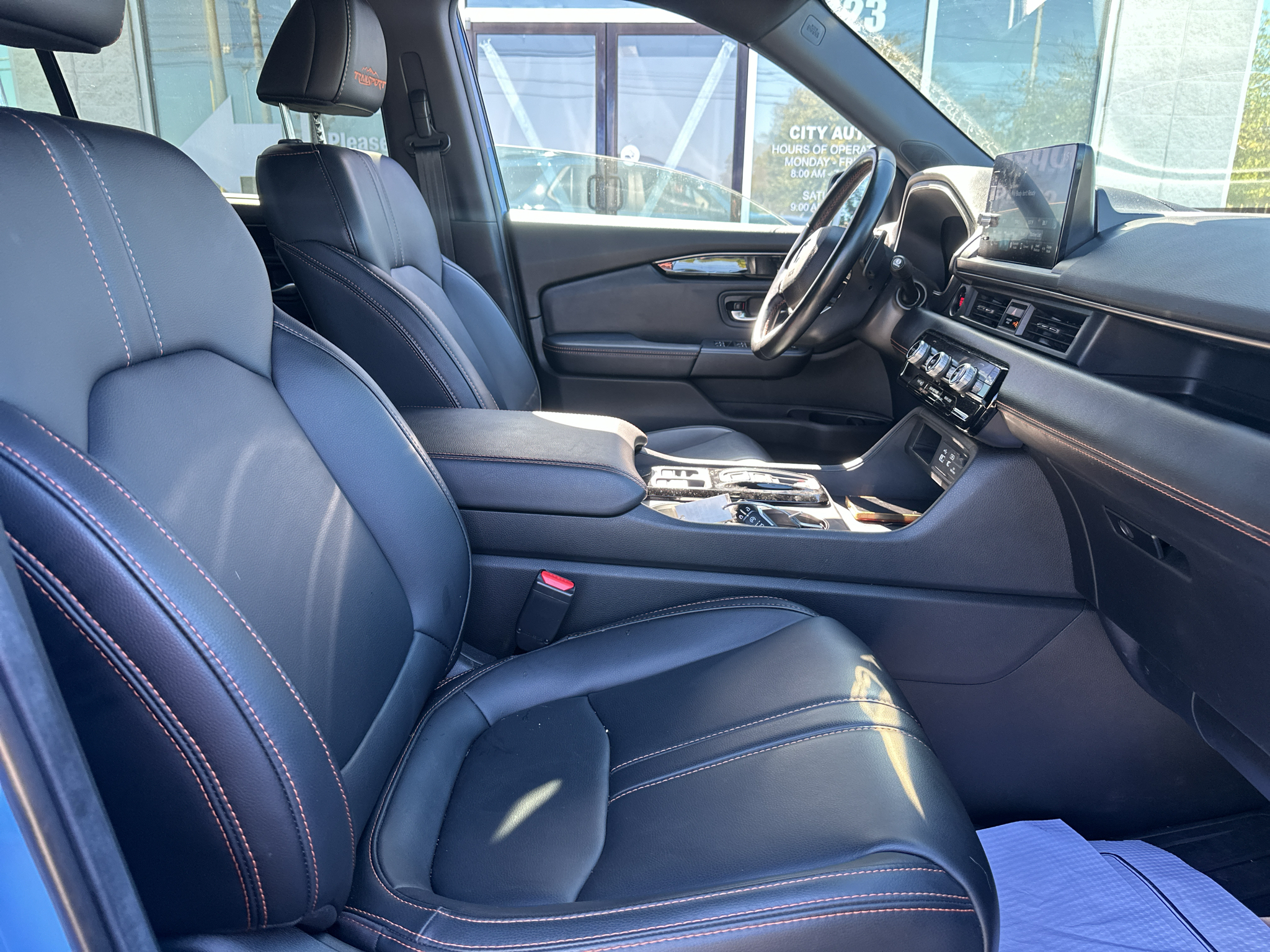 Used 2025 Honda Pilot SUV