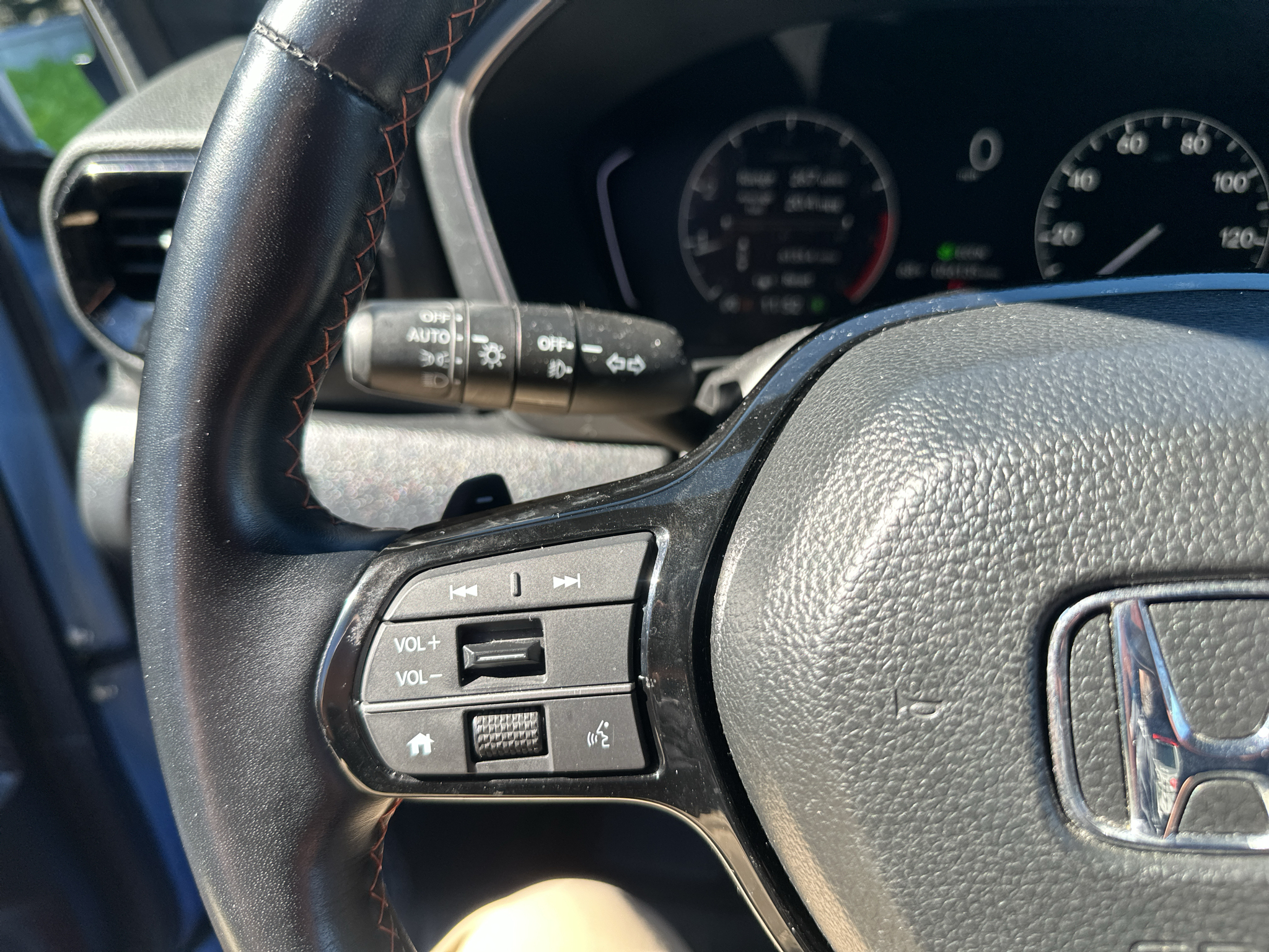Used 2025 Honda Pilot SUV