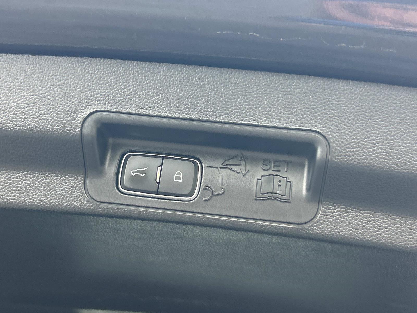 Used 2023 Ford Explorer SUV