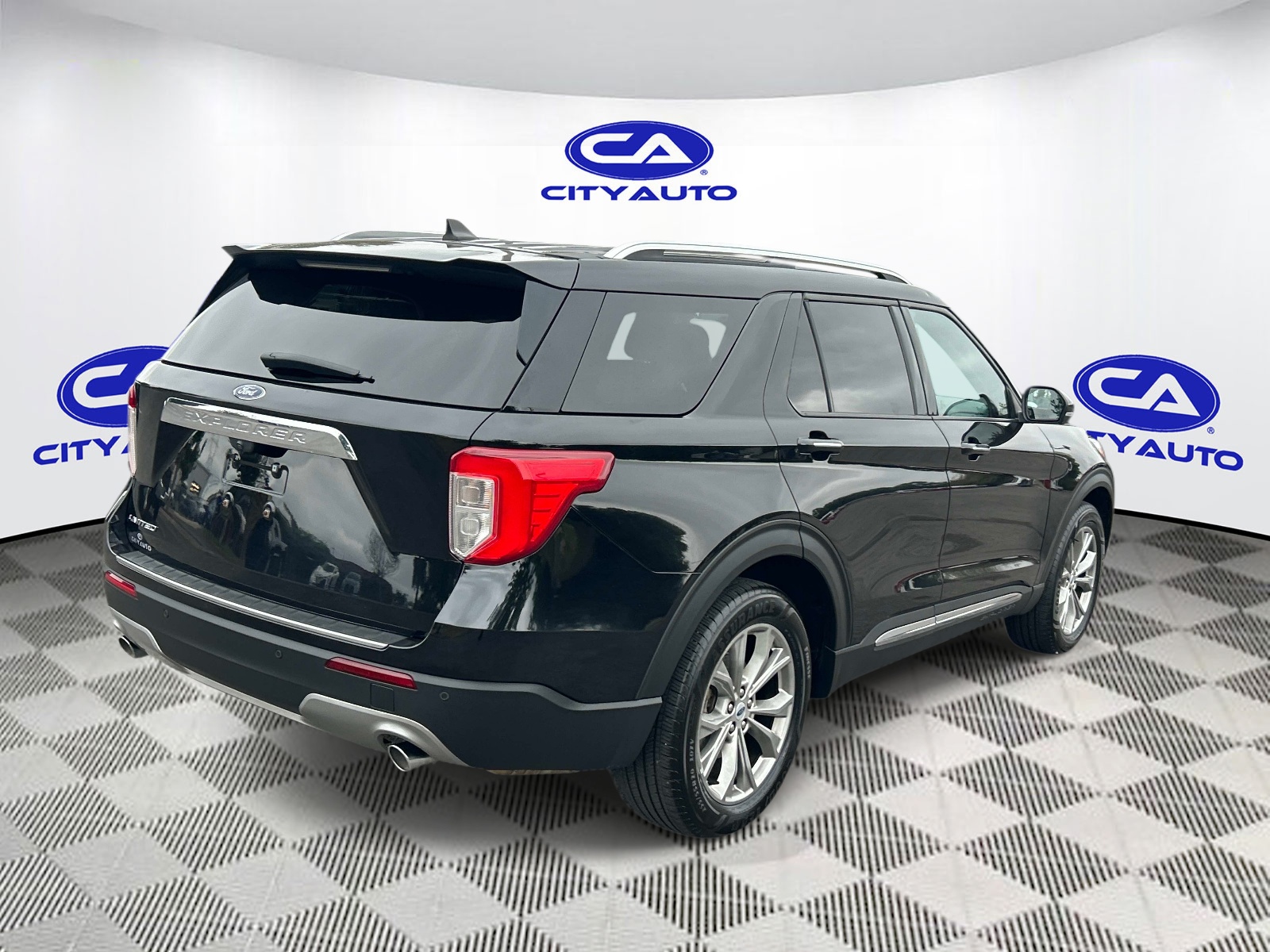 Used 2023 Ford Explorer SUV