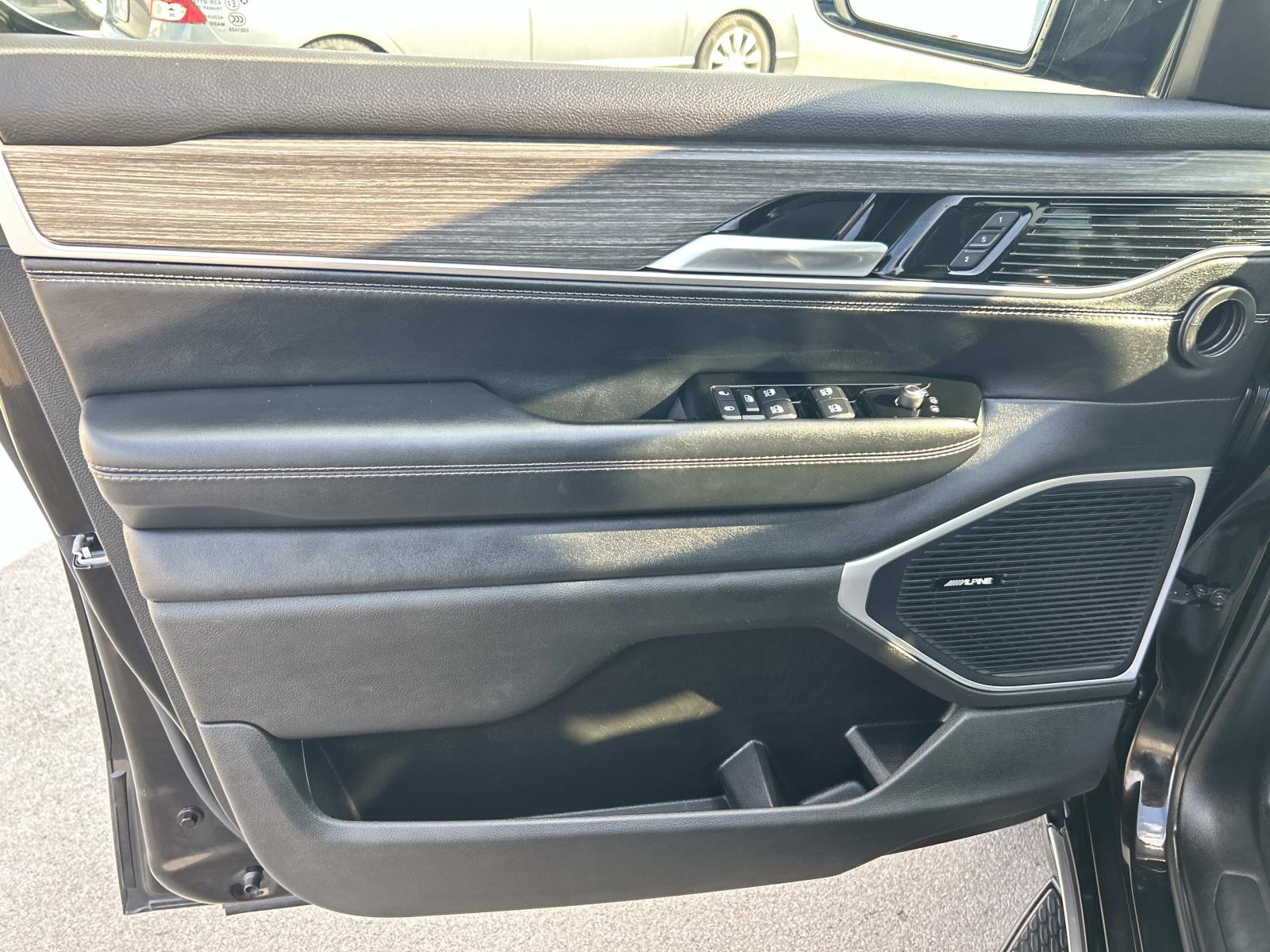 Used 2024 Jeep Wagoneer SUV