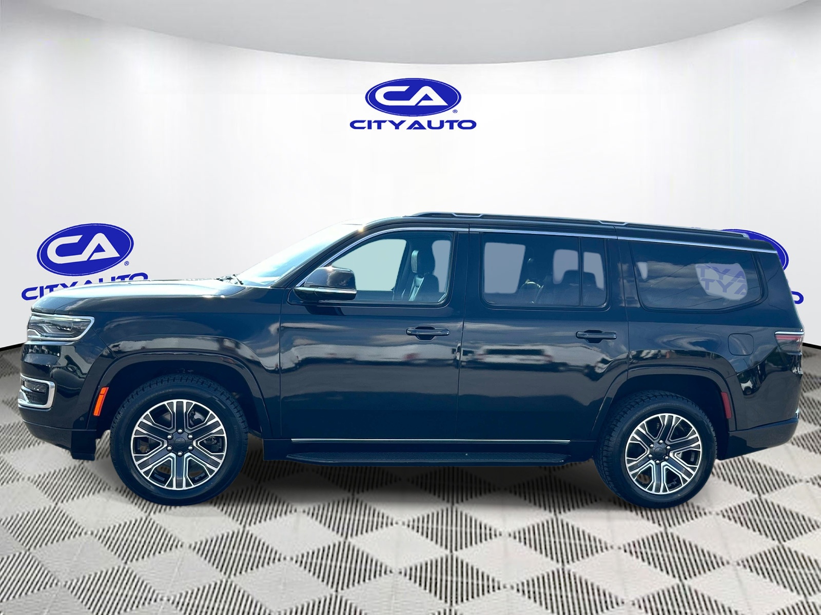 Used 2024 Jeep Wagoneer SUV
