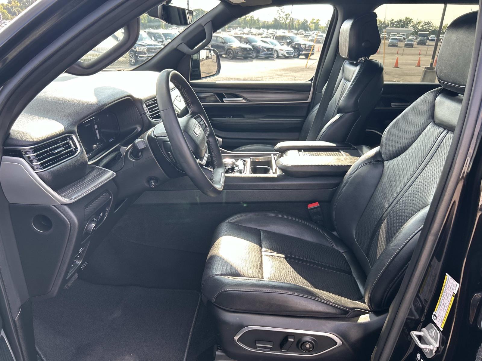 Used 2024 Jeep Wagoneer SUV