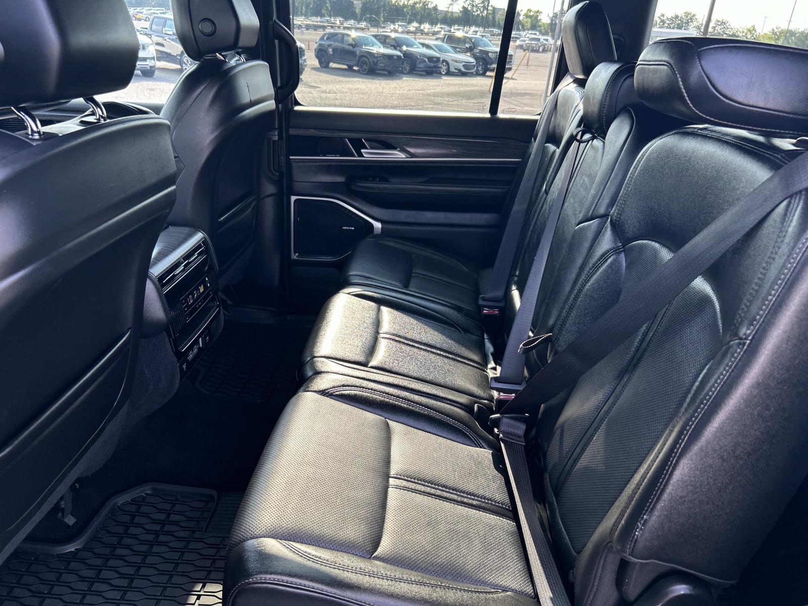 Used 2024 Jeep Wagoneer SUV