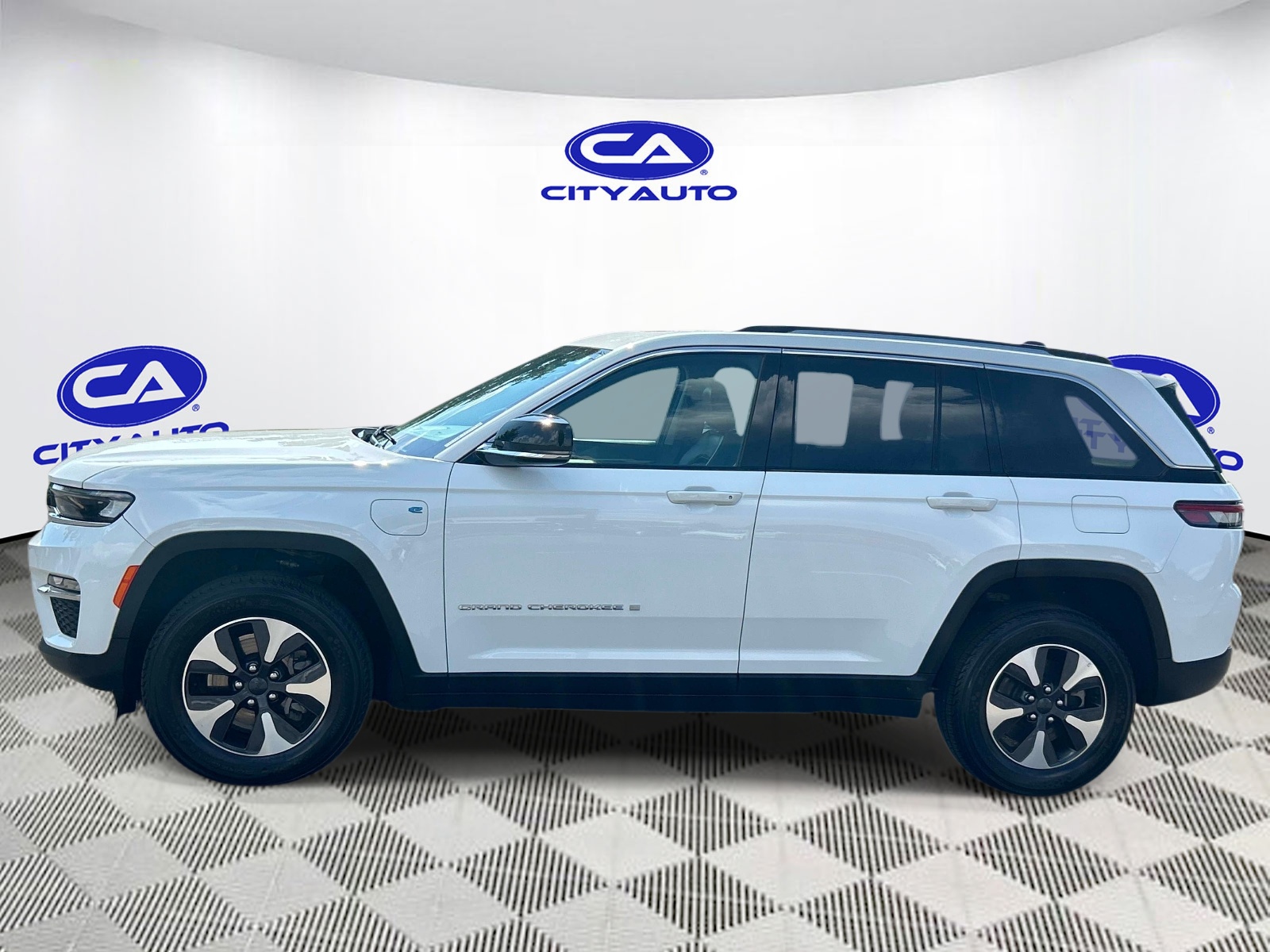 Used 2024 Jeep Grand Cherokee 4xe SUV