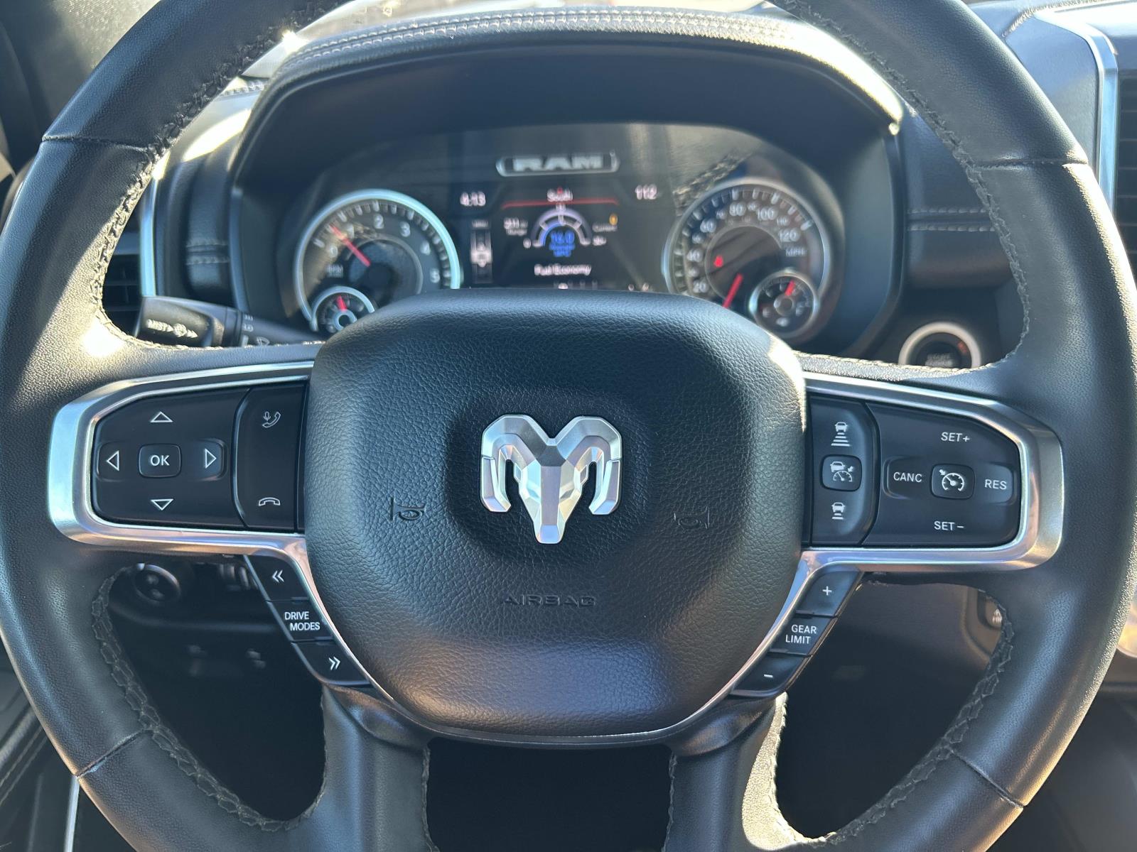 Vehicle photo 41
