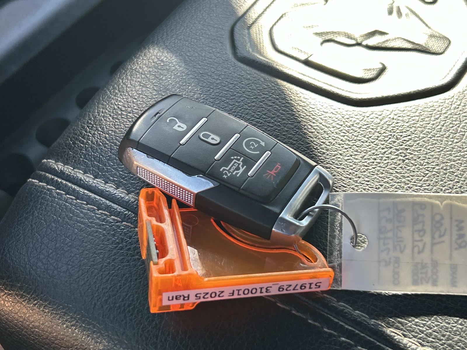 Vehicle photo 40