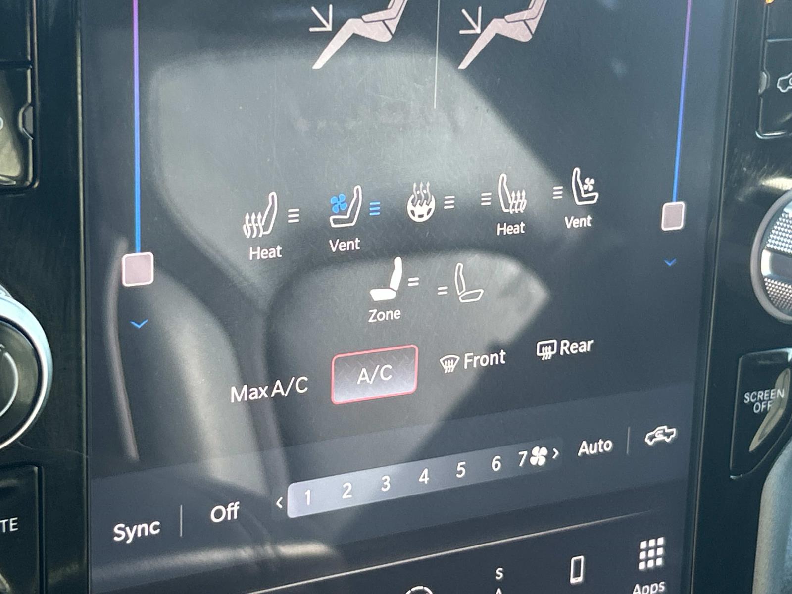 Vehicle photo 37