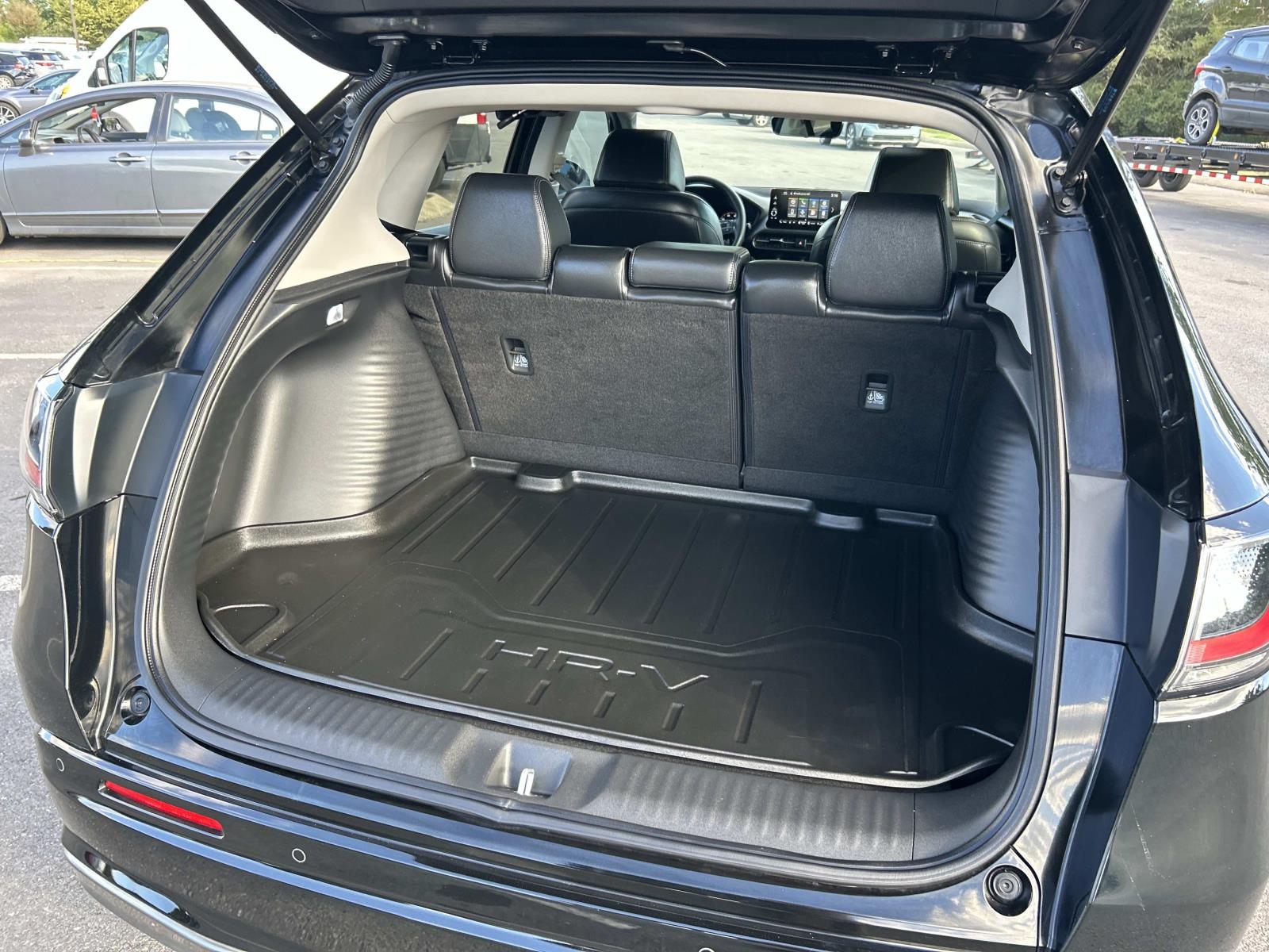 Used 2025 Honda HR-V SUV